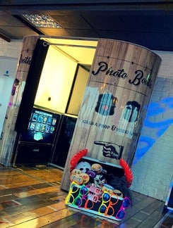 wedding photo booth hire