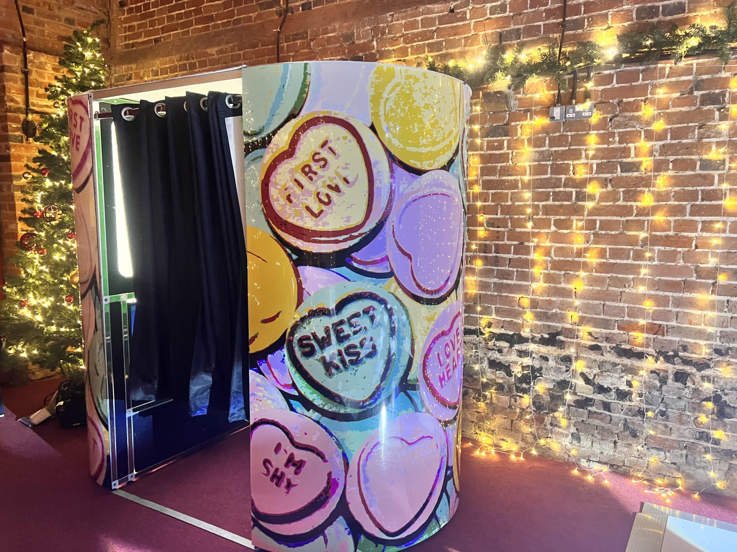 photo-booth with love hearts sweets